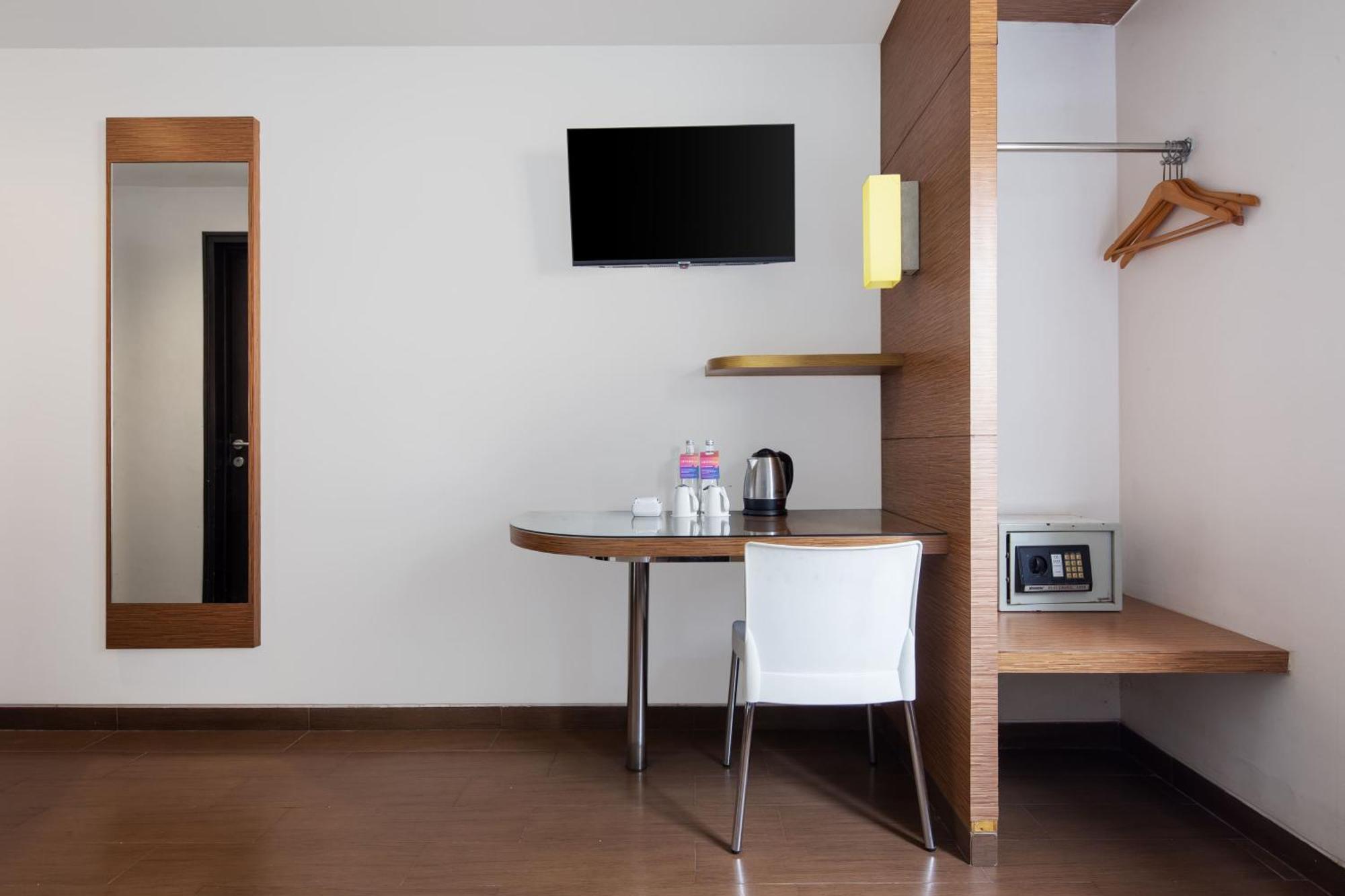 Amaris Hotel Pancoran Jakarta Kültér fotó